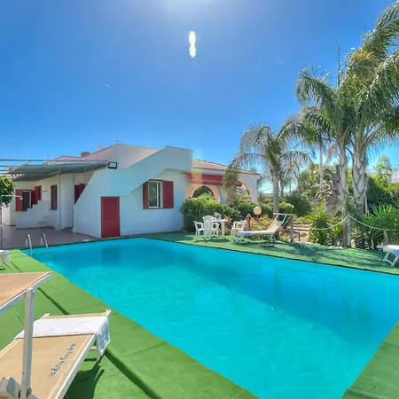 Strea With Pool - Happy * Porto Cesareo